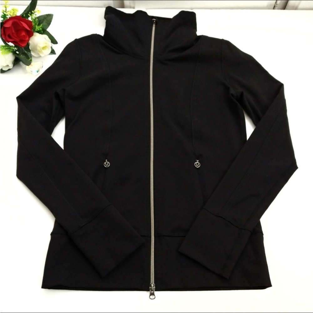 Lululemon Yoga Jacket Size:8 - Picture 2 of 10